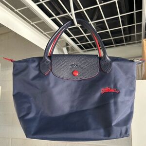 Longchamp Small Le Pliage Club - Short Top Handle in Navy